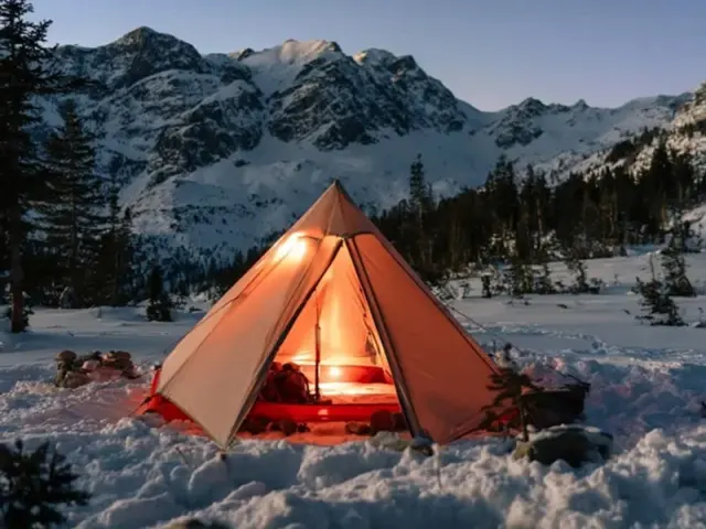Tent Living Full Time Winter: 7 Critical Setup Tips